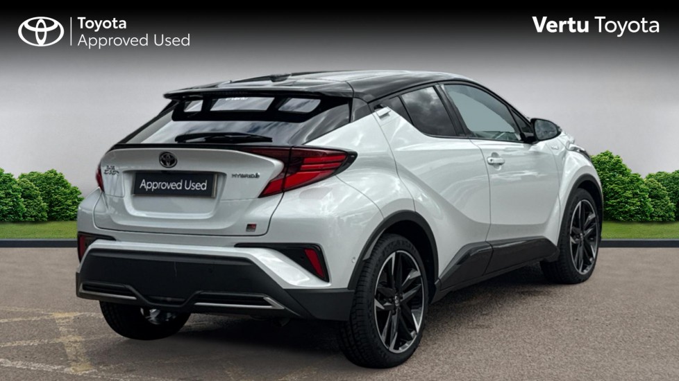 Toyota C-HR 1.8 Hybrid GR Sport 5dr CVT Hybrid Hatchback - Image 2
