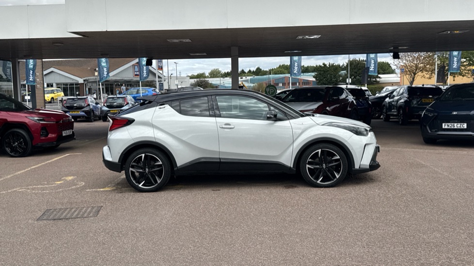 Toyota C-HR 1.8 Hybrid GR Sport 5dr CVT Hybrid Hatchback - Image 23