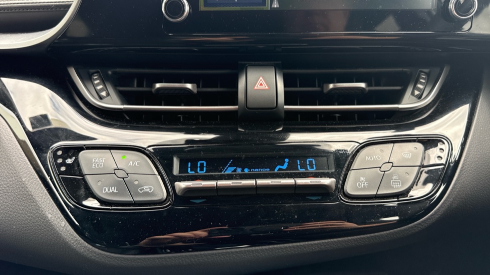 Toyota C-HR 1.8 Hybrid GR Sport 5dr CVT Hybrid Hatchback - Image 35