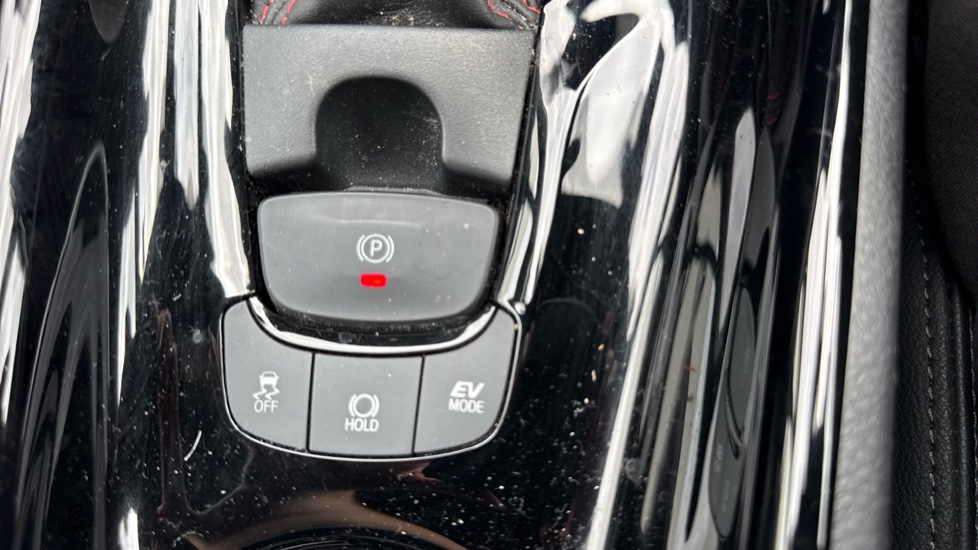 Toyota C-HR 1.8 Hybrid GR Sport 5dr CVT Hybrid Hatchback - Image 45