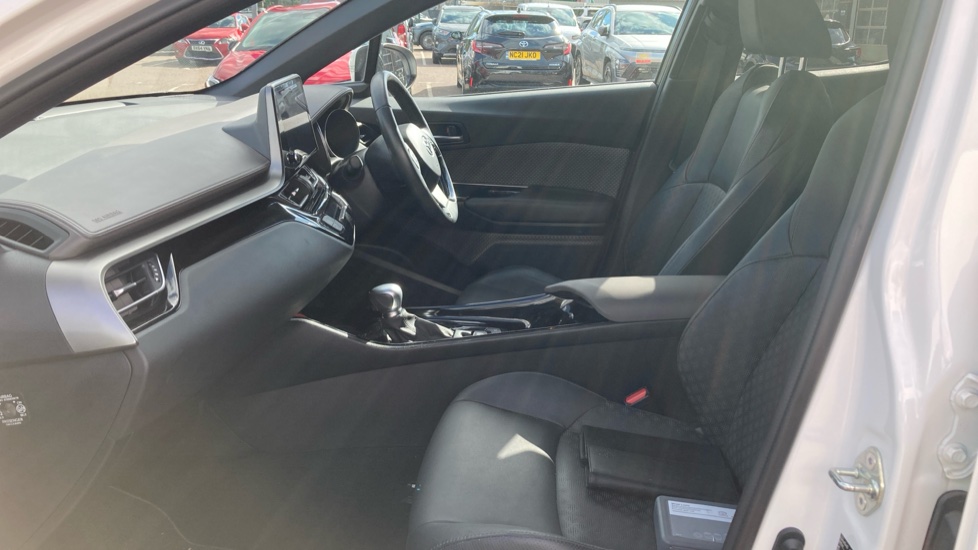 Toyota C-HR 1.8 Hybrid Excel 5dr CVT Hybrid Hatchback - Image 5
