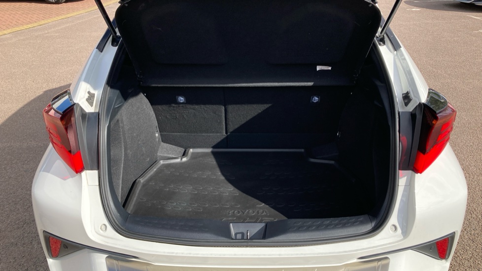 Toyota C-HR 1.8 Hybrid Excel 5dr CVT Hybrid Hatchback - Image 13