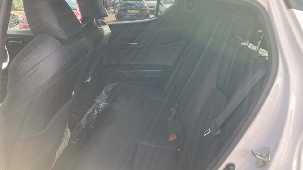 Toyota C-HR 1.8 Hybrid Excel 5dr CVT Hybrid Hatchback - Image 15