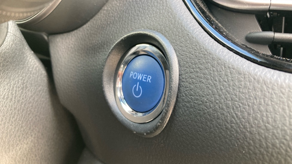 Toyota C-HR 1.8 Hybrid Excel 5dr CVT Hybrid Hatchback - Image 16