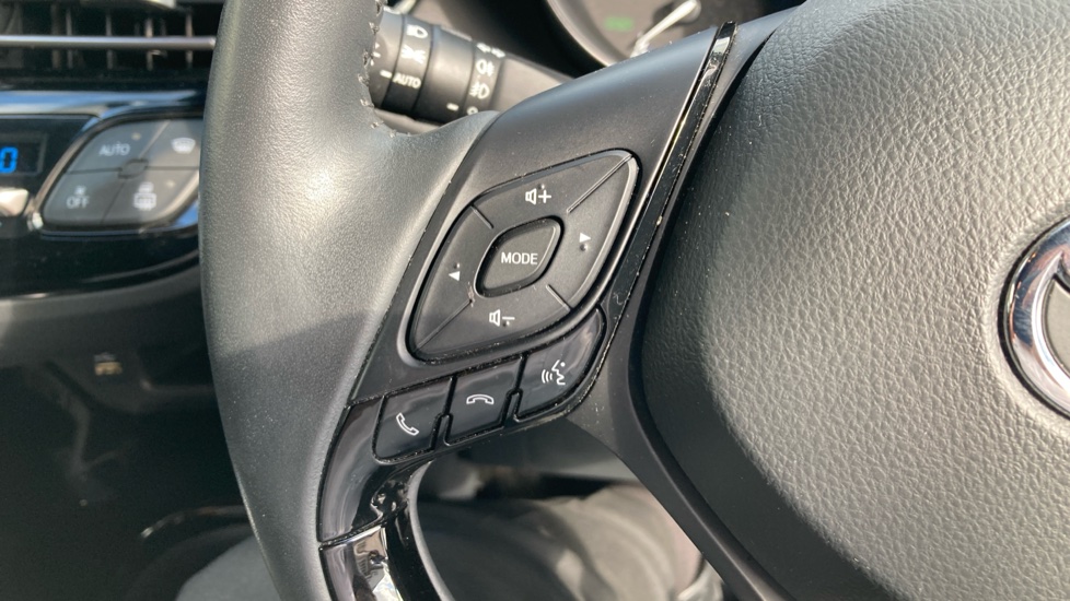 Toyota C-HR 1.8 Hybrid Excel 5dr CVT Hybrid Hatchback - Image 32