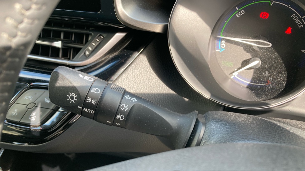 Toyota C-HR 1.8 Hybrid Excel 5dr CVT Hybrid Hatchback - Image 35