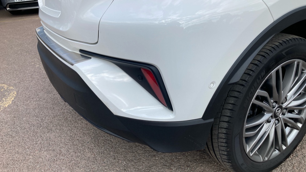 Toyota C-HR 1.8 Hybrid Excel 5dr CVT Hybrid Hatchback - Image 43