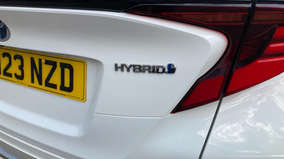 Toyota C-HR 1.8 Hybrid Excel 5dr CVT Hybrid Hatchback - Image 44