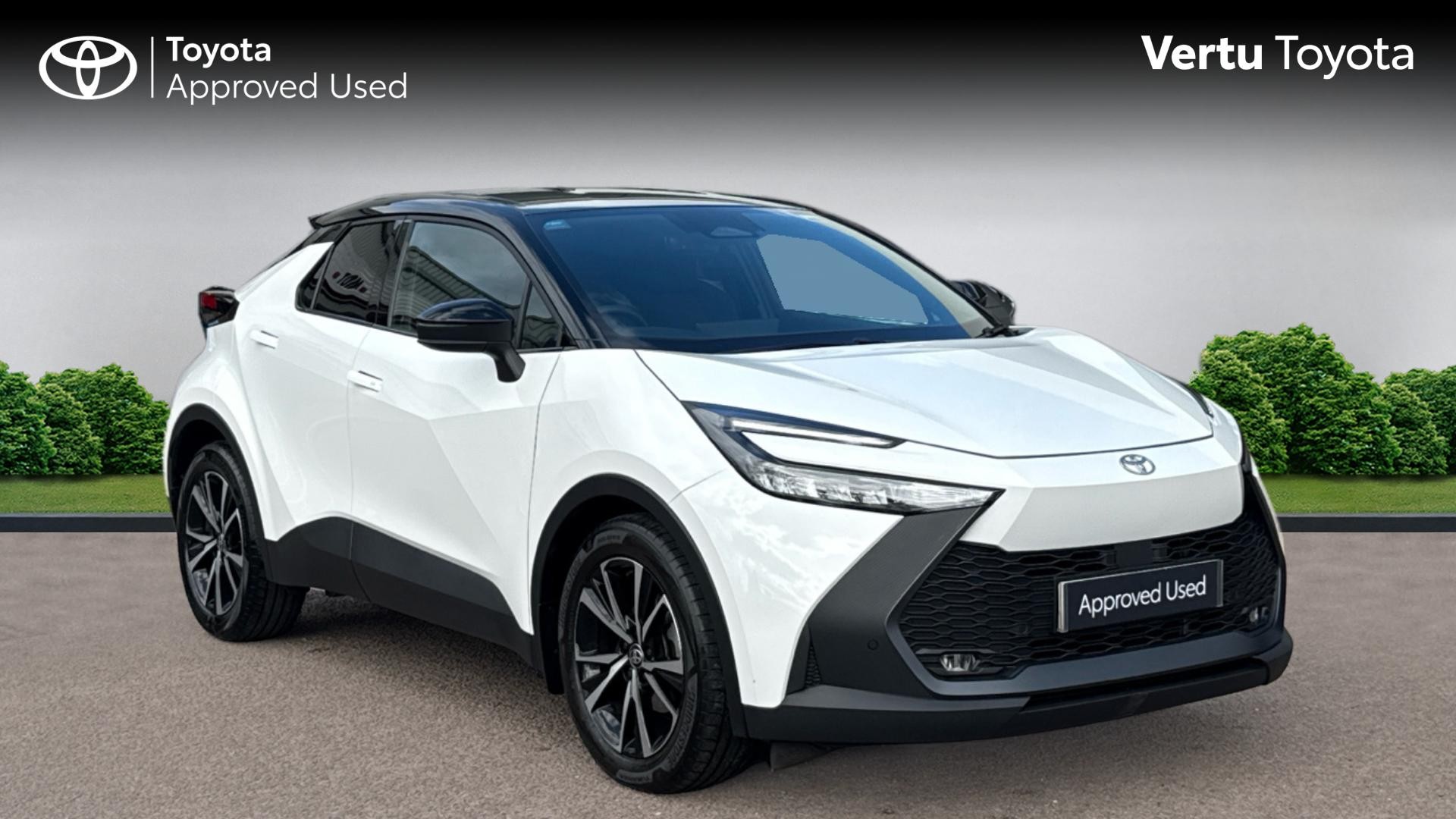 Toyota C-HR listing photo