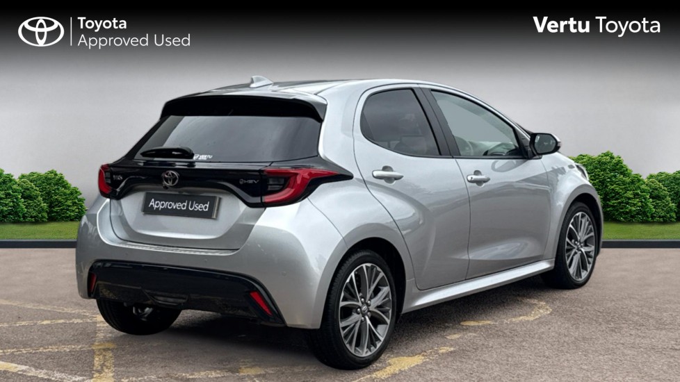 Toyota Yaris 1.5 Hybrid Excel 5dr CVT Hybrid Hatchback - Image 2