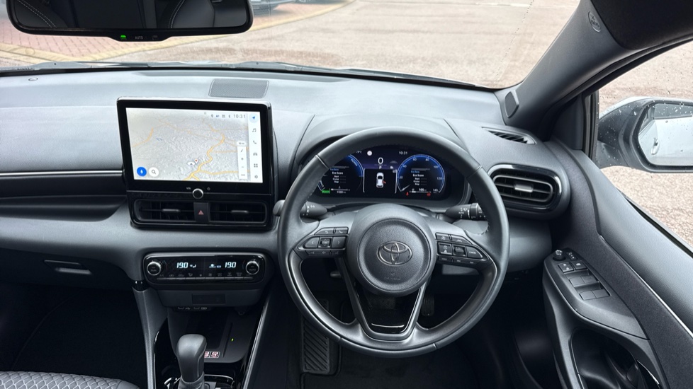 Toyota Yaris 1.5 Hybrid Excel 5dr CVT Hybrid Hatchback - Image 6