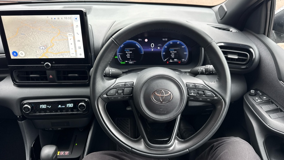 Toyota Yaris 1.5 Hybrid Excel 5dr CVT Hybrid Hatchback - Image 10