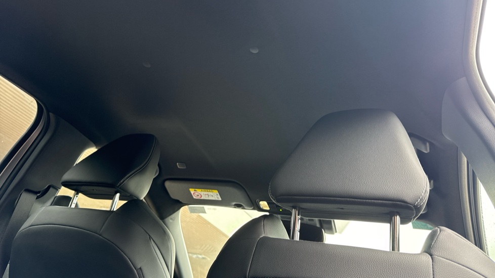 Toyota Yaris 1.5 Hybrid Excel 5dr CVT Hybrid Hatchback - Image 19