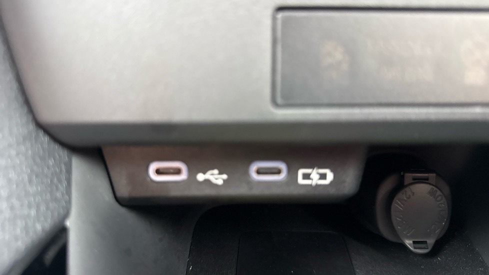 Toyota Yaris 1.5 Hybrid Excel 5dr CVT Hybrid Hatchback - Image 37