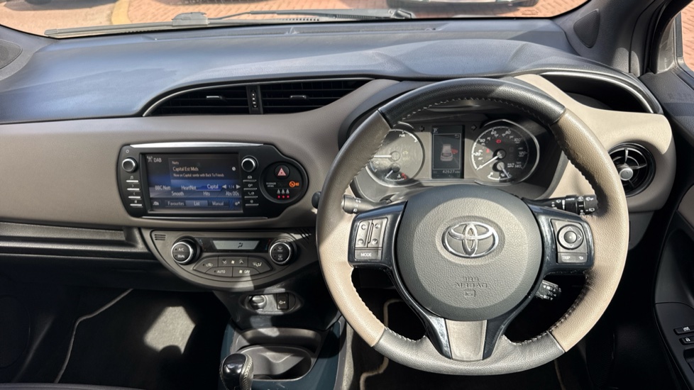 Toyota Yaris 1.5 Hybrid Red Bi-tone 5dr CVT Hybrid Hatchback - Image 6