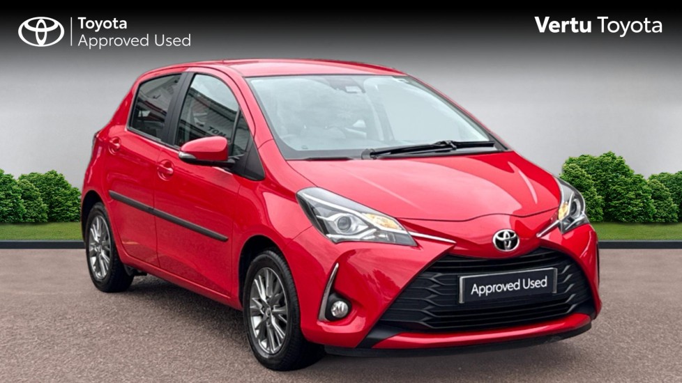 Toyota Yaris 1.5 VVT-i Icon 5dr Petrol Hatchback - Image 1