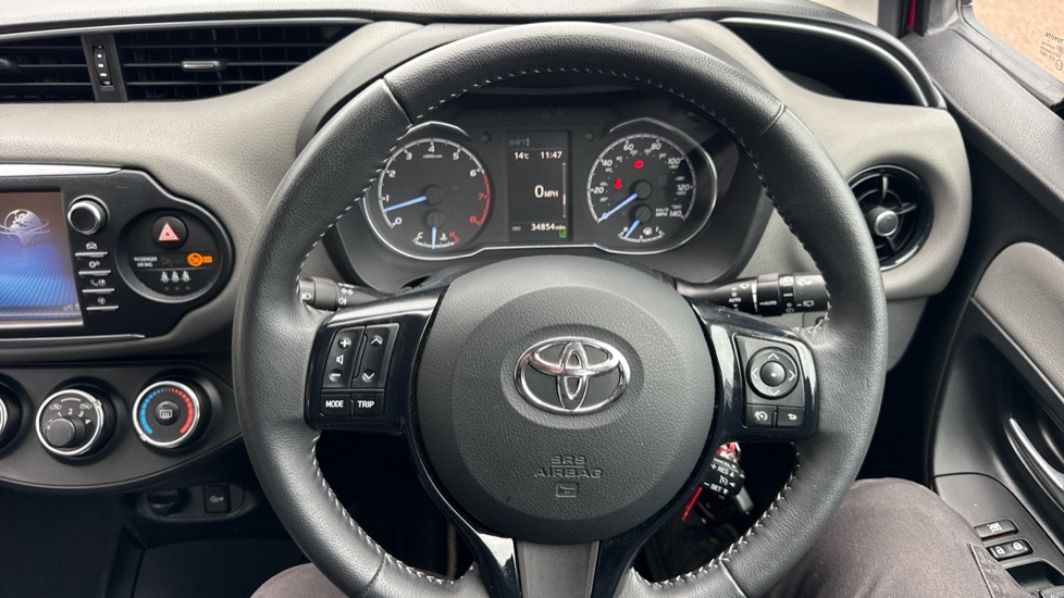 Toyota Yaris 1.5 VVT-i Icon 5dr Petrol Hatchback - Image 7