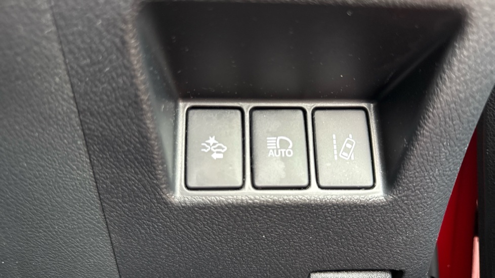 Toyota Yaris 1.5 VVT-i Icon 5dr Petrol Hatchback - Image 49