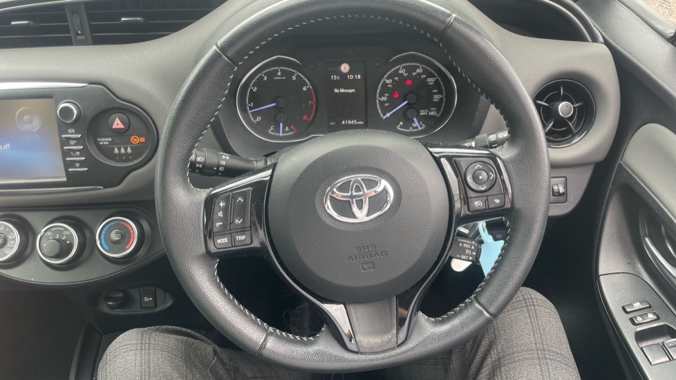 Toyota Yaris 1.5 VVT-i Icon 5dr Petrol Hatchback - Image 7