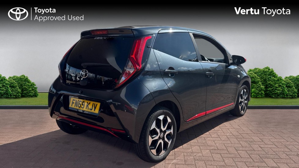 Toyota Aygo 1.0 VVT-i X-Trend 5dr Petrol Hatchback - Image 2