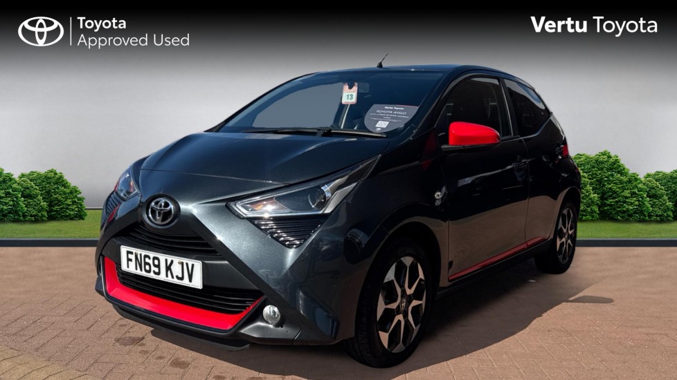 Toyota Aygo 1.0 VVT-i X-Trend 5dr Petrol Hatchback - Image 3