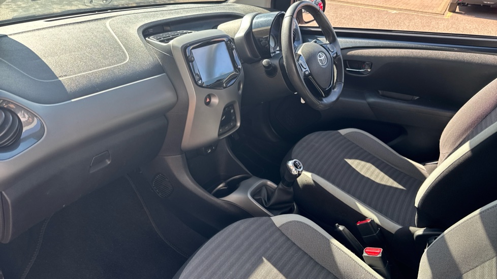 Toyota Aygo 1.0 VVT-i X-Trend 5dr Petrol Hatchback - Image 5