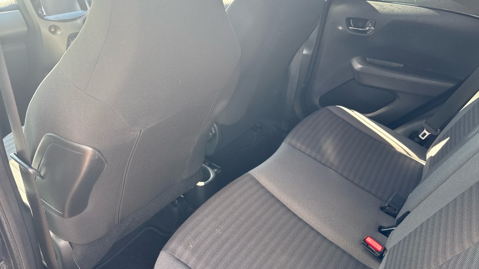 Toyota Aygo 1.0 VVT-i X-Trend 5dr Petrol Hatchback - Image 15