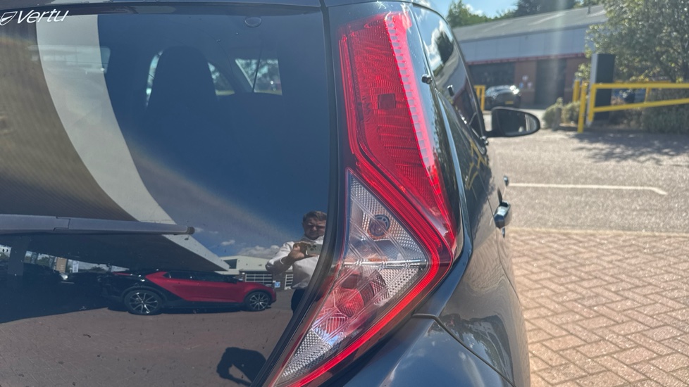 Toyota Aygo 1.0 VVT-i X-Trend 5dr Petrol Hatchback - Image 21