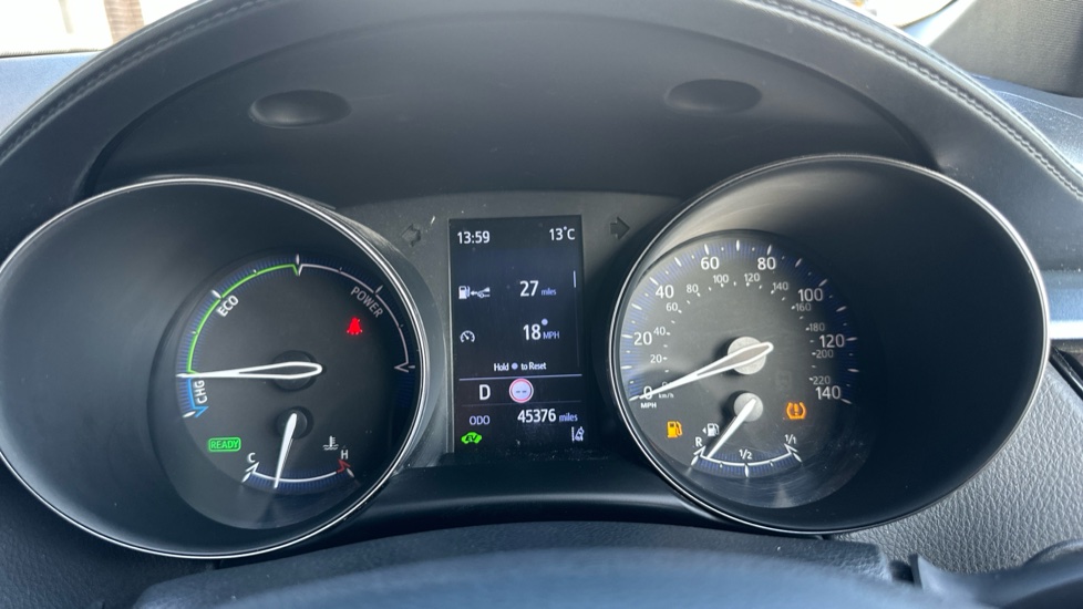 Toyota C-HR 1.8 Hybrid Design 5dr CVT Hybrid Hatchback - Image 11