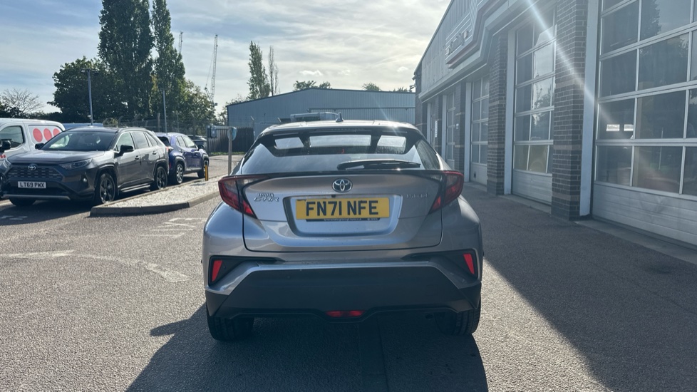 Toyota C-HR 1.8 Hybrid Design 5dr CVT Hybrid Hatchback - Image 26