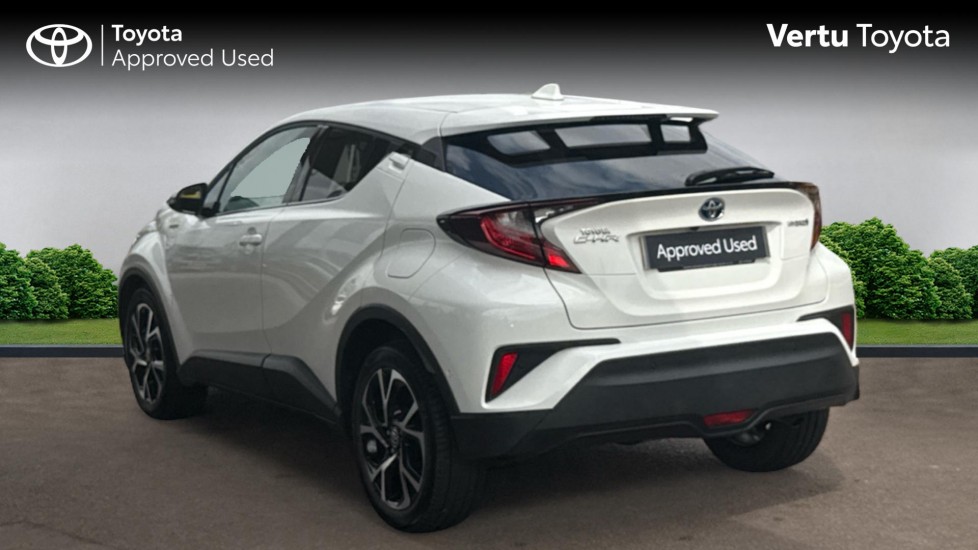 Toyota C-HR 1.8 Hybrid Design 5dr CVT Hybrid Hatchback - Image 4