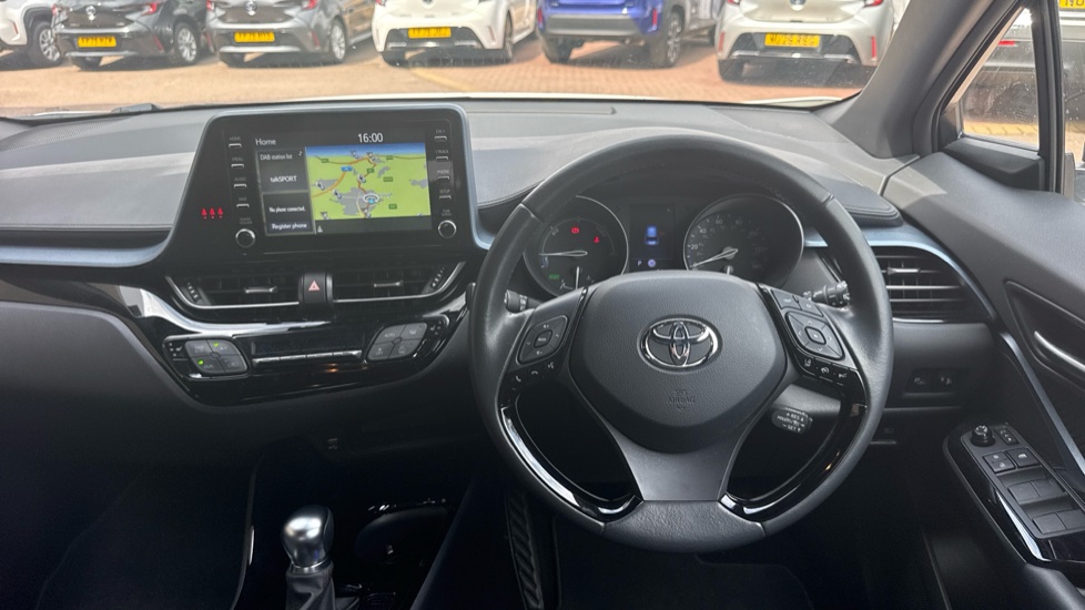 Toyota C-HR 1.8 Hybrid Design 5dr CVT Hybrid Hatchback - Image 6