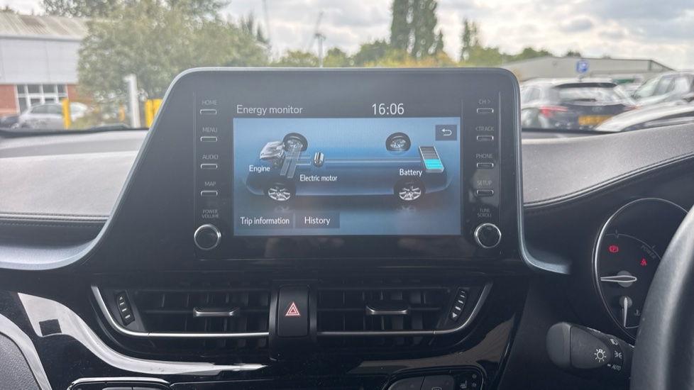 Toyota C-HR 1.8 Hybrid Design 5dr CVT Hybrid Hatchback - Image 41