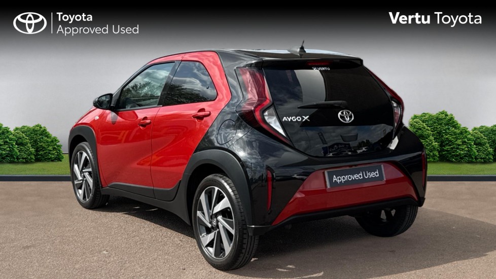 Toyota Aygo X 1.0 VVT-i Edge 5dr Petrol Hatchback - Image 4