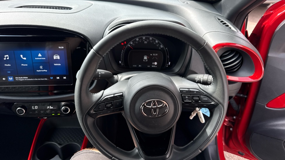 Toyota Aygo X 1.0 VVT-i Edge 5dr Petrol Hatchback - Image 7