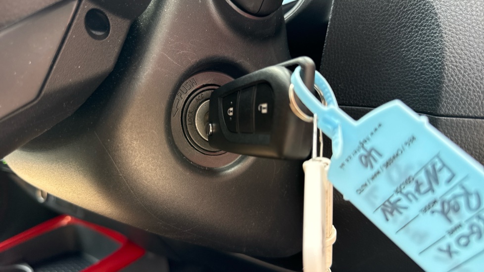 Toyota Aygo X 1.0 VVT-i Edge 5dr Petrol Hatchback - Image 16