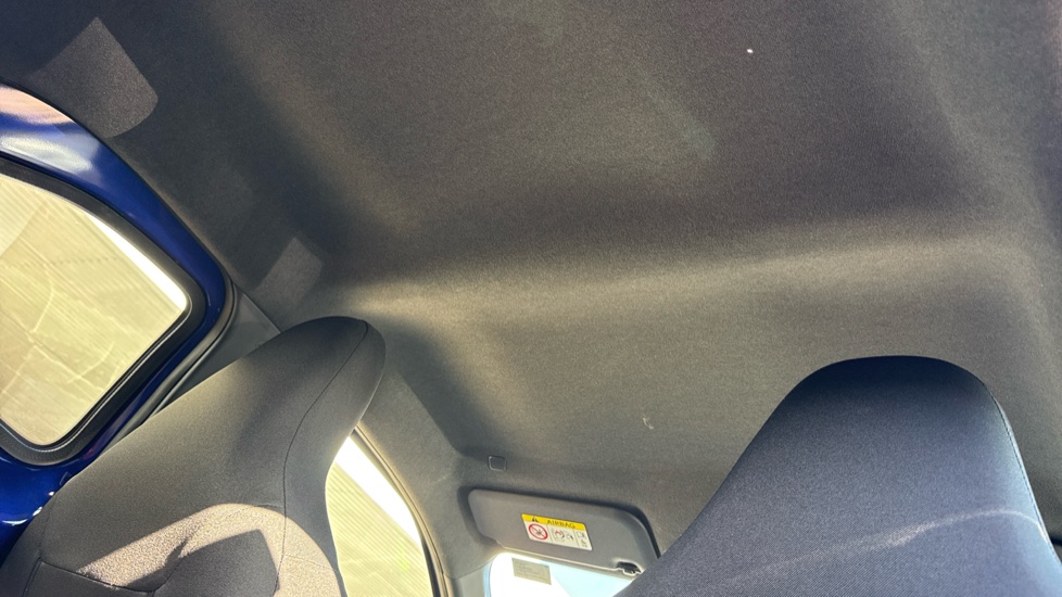 Toyota Aygo X 1.0 VVT-i Edge 5dr Petrol Hatchback - Image 19