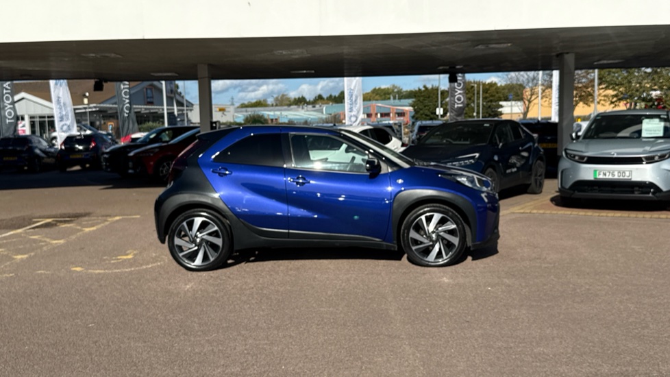 Toyota Aygo X 1.0 VVT-i Edge 5dr Petrol Hatchback - Image 23