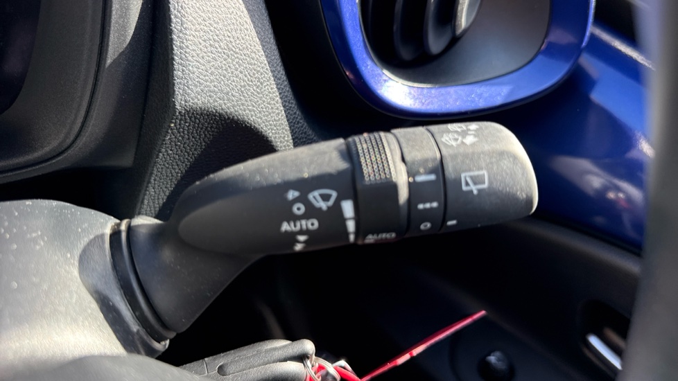 Toyota Aygo X 1.0 VVT-i Edge 5dr Petrol Hatchback - Image 34