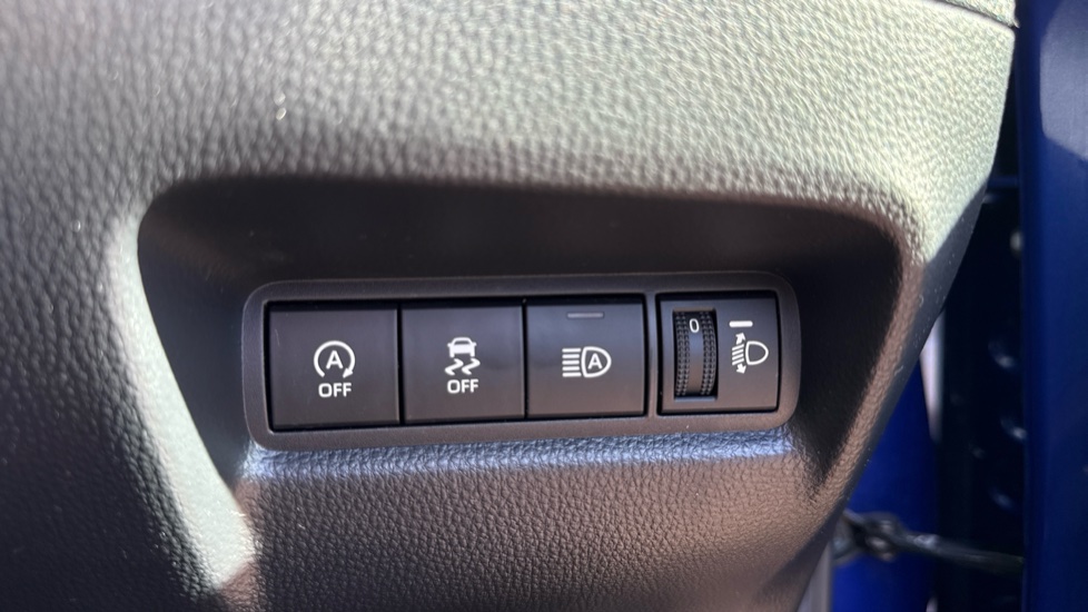 Toyota Aygo X 1.0 VVT-i Edge 5dr Petrol Hatchback - Image 47