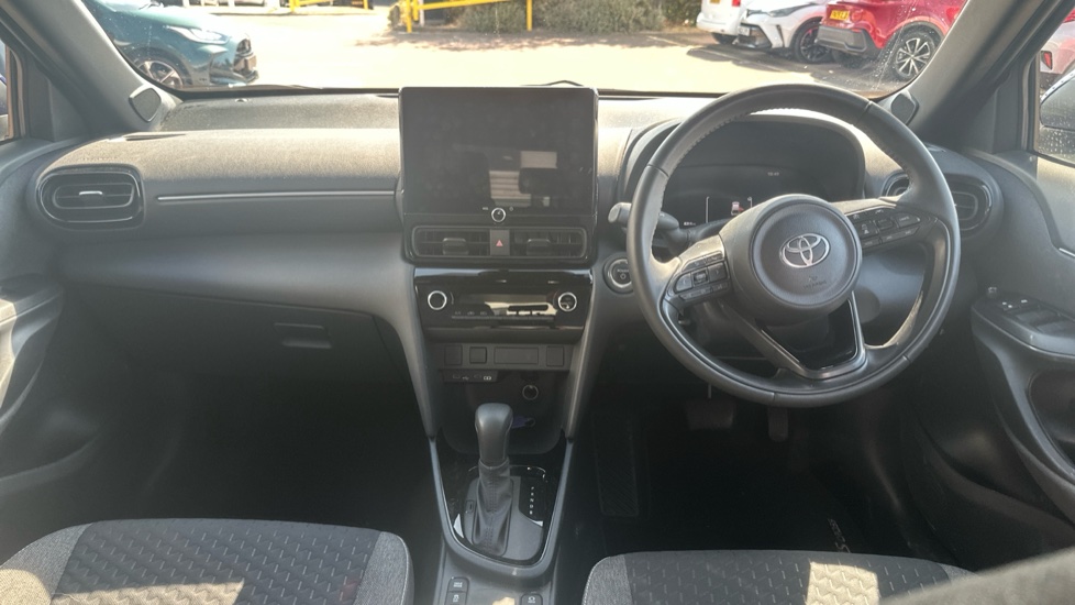 Toyota Yaris Cross 1.5 Hybrid Design 5dr CVT Hybrid Estate - Image 6