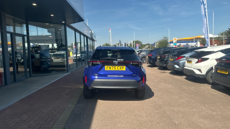 Toyota Yaris Cross 1.5 Hybrid Design 5dr CVT Hybrid Estate - Image 26