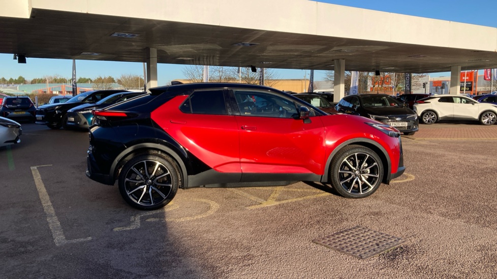 Toyota C-HR 2.0 PHEV GR Sport 5dr CVT Hatchback - Image 16