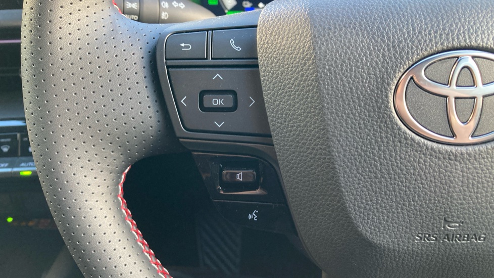 Toyota C-HR 2.0 PHEV GR Sport 5dr CVT Hatchback - Image 26