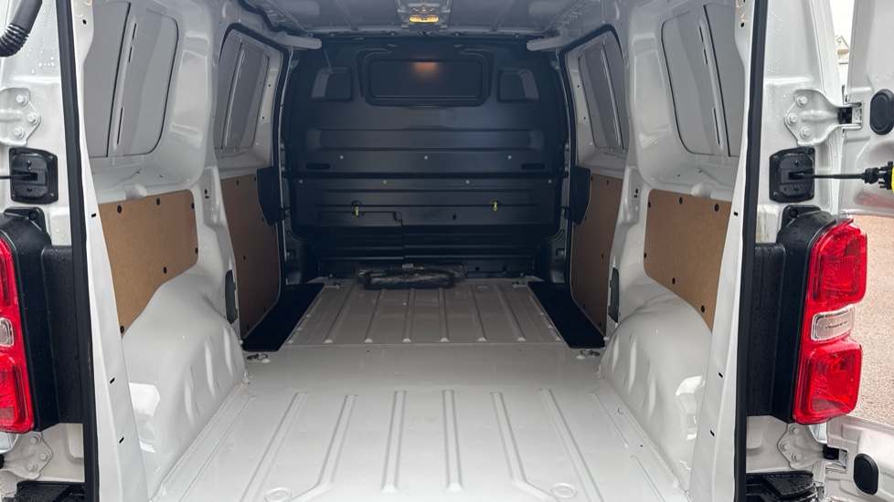 Toyota Proace L1 Diesel 1.5D 120 Icon Van - Image 14