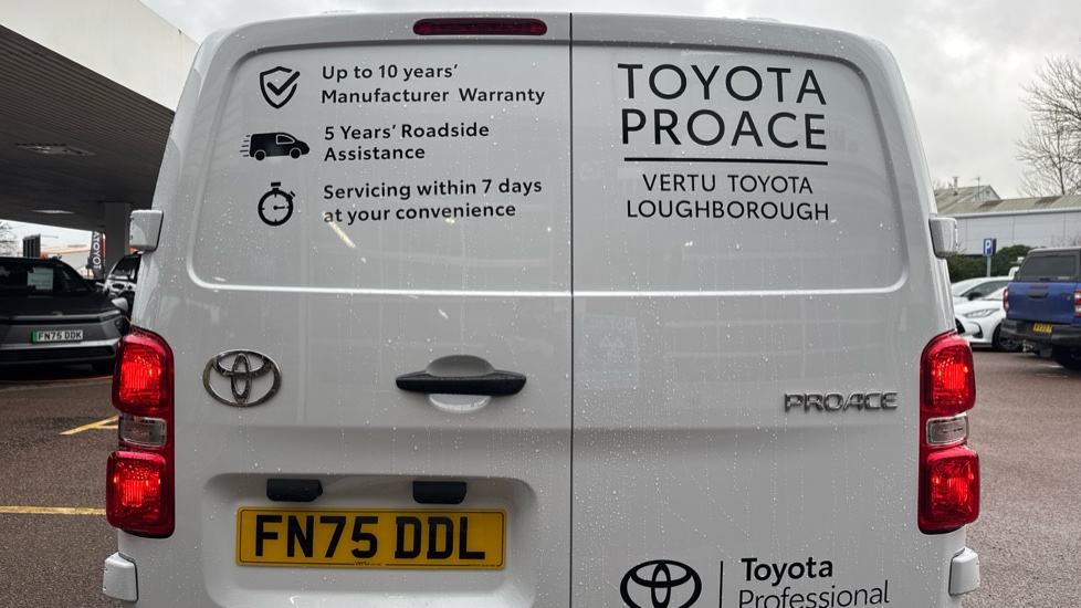 Toyota Proace L1 Diesel 1.5D 120 Icon Van - Image 35