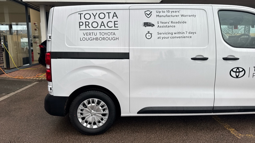 Toyota Proace L1 Diesel 1.5D 120 Icon Van - Image 36