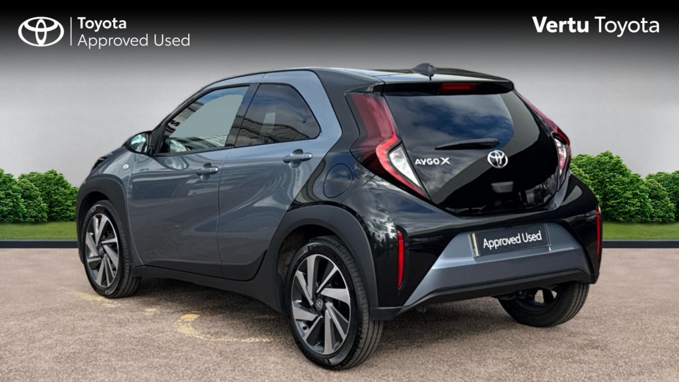 Toyota Aygo X 1.0 VVT-i Edge 5dr Petrol Hatchback - Image 4