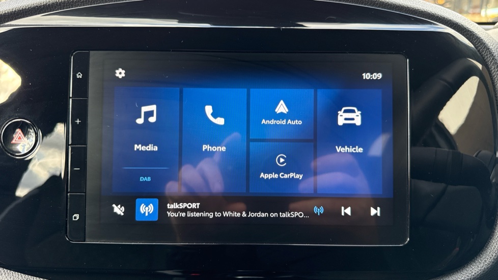 Toyota Aygo X 1.0 VVT-i Edge 5dr Petrol Hatchback - Image 9