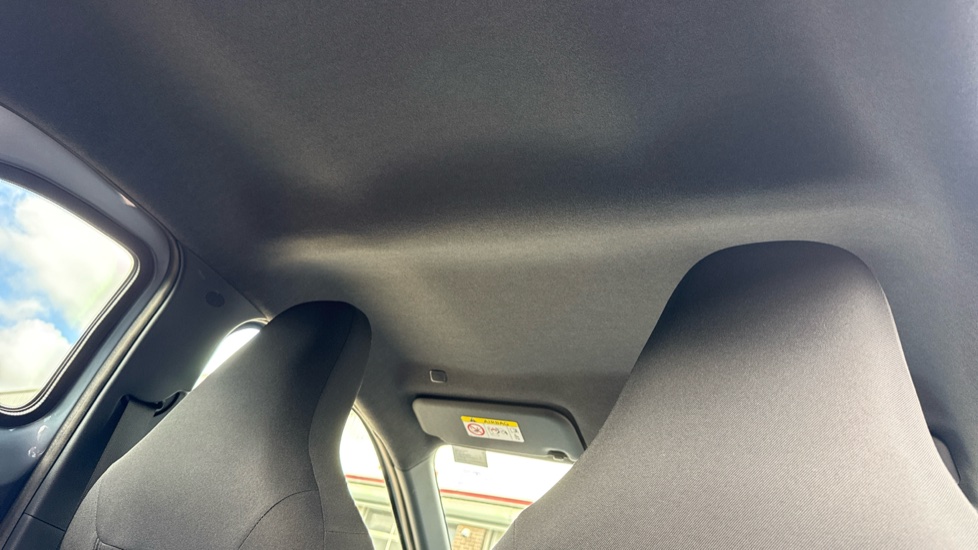 Toyota Aygo X 1.0 VVT-i Edge 5dr Petrol Hatchback - Image 19